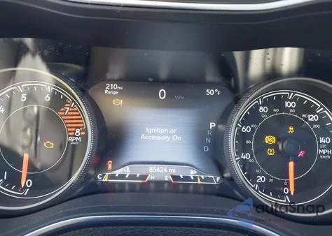 2019 Jeep Cherokee Limited 4X4 z USA, uszkodzony, nr VIN 1C4PJMDX1KD236016